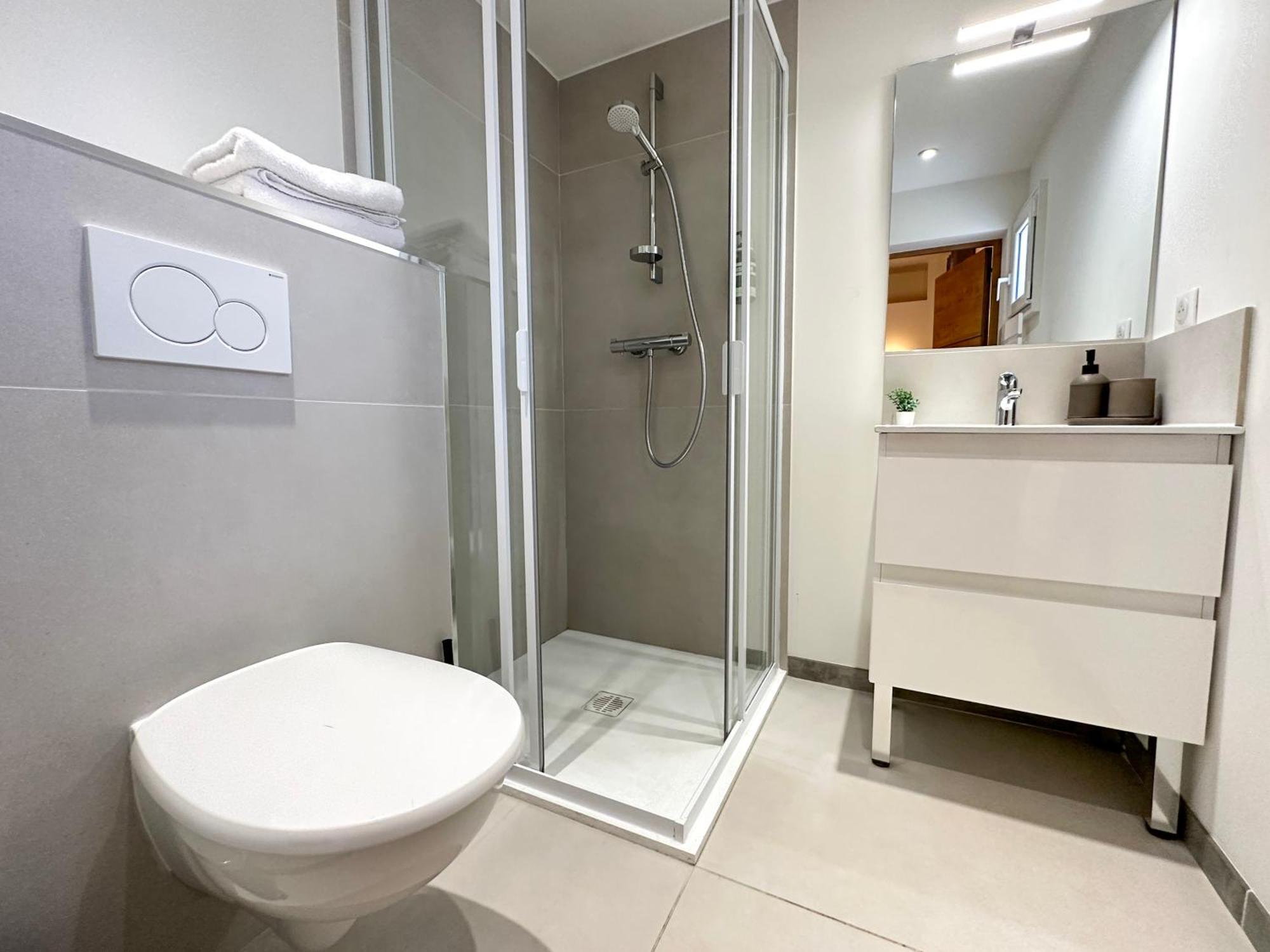 Maison De Ville Tout Confort A Cannes Et A 10 Minutes A Pied De La Plage Экстерьер фото
