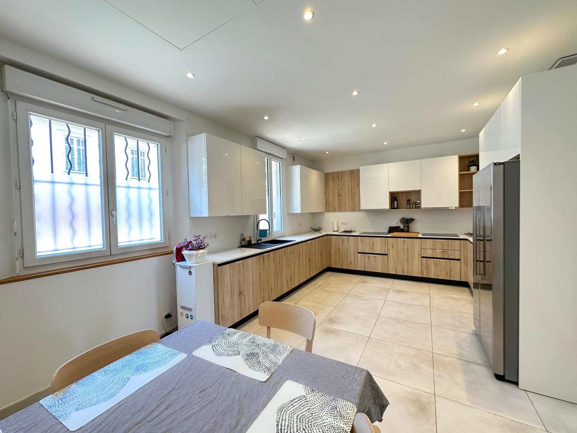 Maison De Ville Tout Confort A Cannes Et A 10 Minutes A Pied De La Plage Экстерьер фото